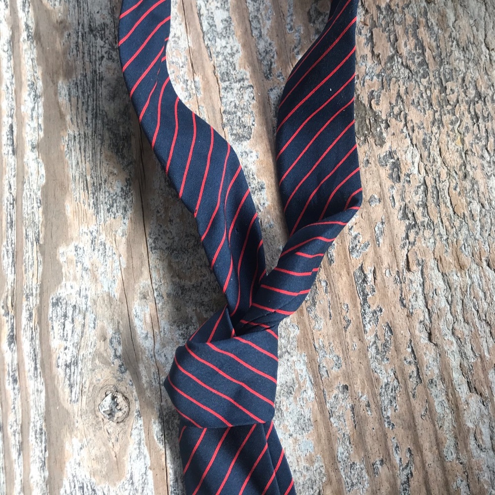 Vintage women’s tie